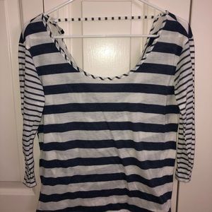 blue and white 3/4 length tee